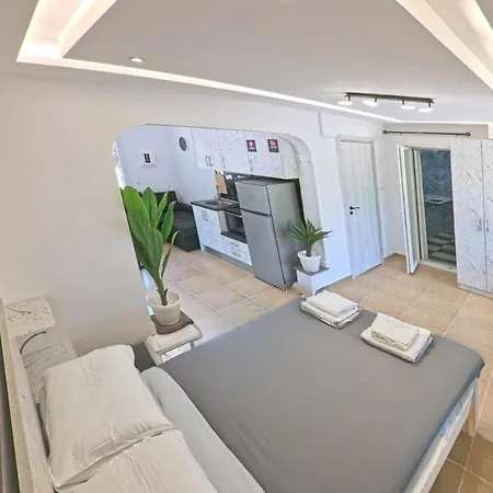 Appartement Elysian Luxury N2 Flogita